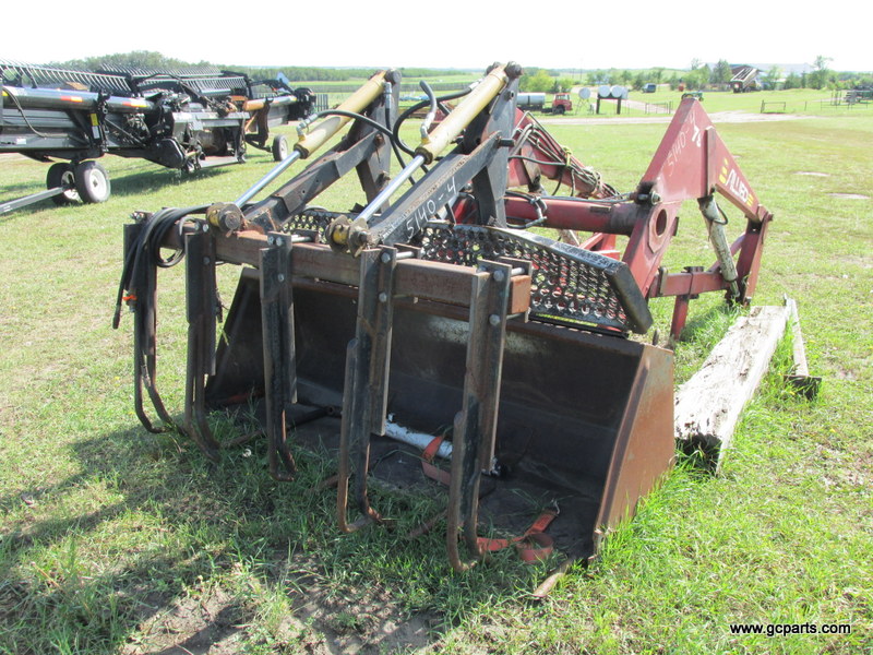LOADER 7FT BUCKET W/ GRAPPLE